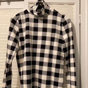 NWT Loft black and white check turtleneck